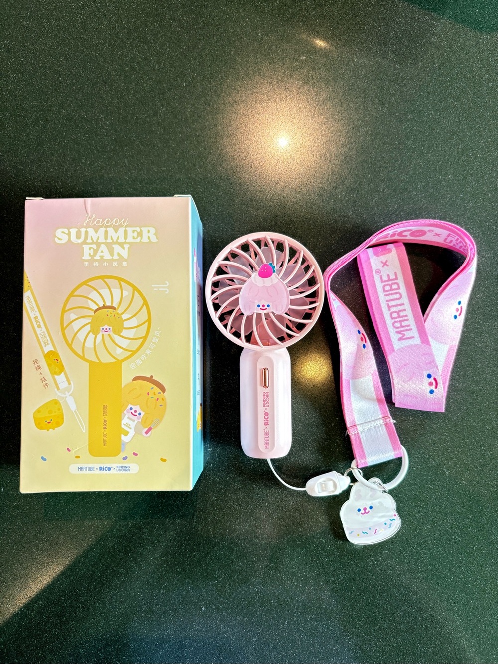 Finding Unicorn Rico Pink Portable Mini Fan